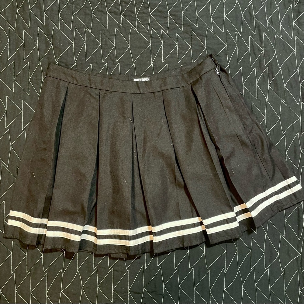 Plus Size Black Box Pleated Cheer Skirt Hot Topic